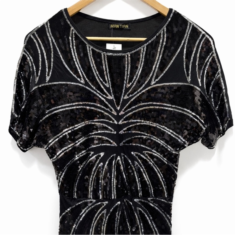 NWT-Black & Silver Sequin Short-Sleeve Blouse SIZE SMALL